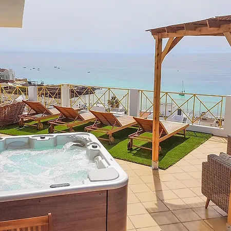Rooftop Penthouse Apartment *