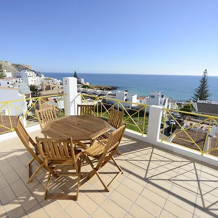 Rooftop Penthouse Apartment *