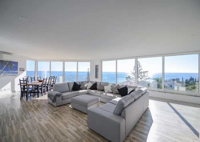 Rooftop Penthouse *